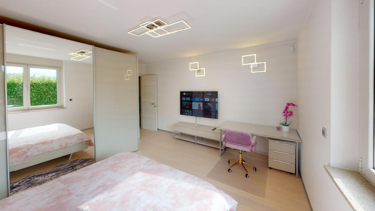 Design Apartment Emerald Viskovo Exterior photo